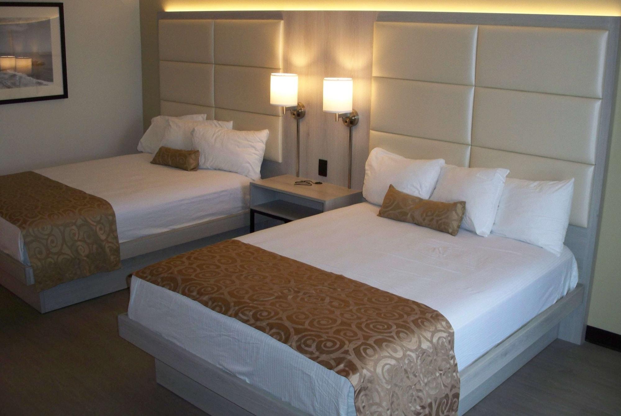 Ramada by Wyndham Burbank Airport Hotel Bagian luar foto