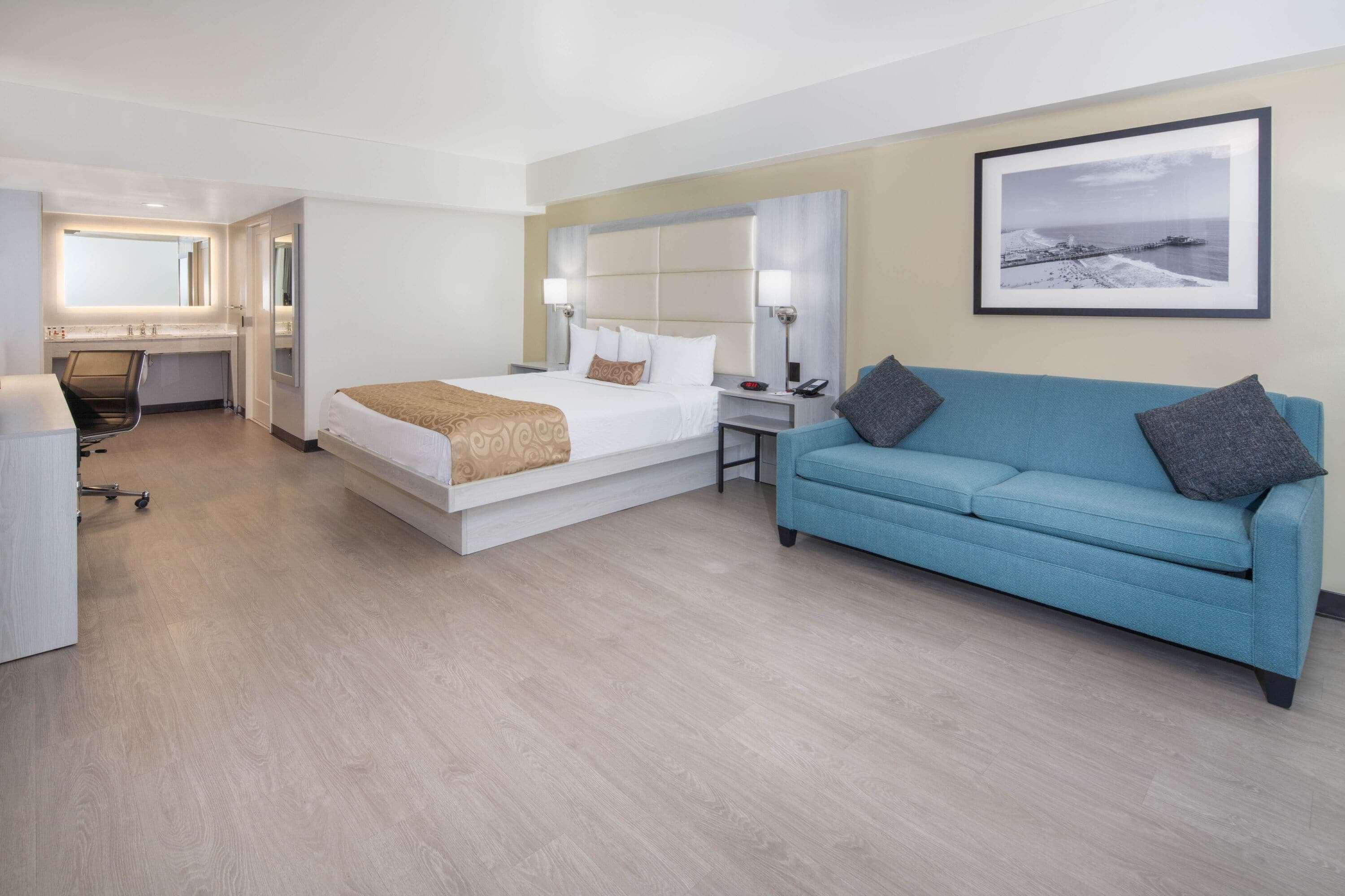 Ramada by Wyndham Burbank Airport Hotel Bagian luar foto